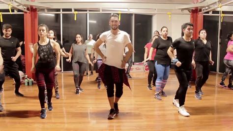 Baile Clase Grupal 30 Minutos Aproximados Para Bailar Sin Parar En Gimnasio Energy Talca
