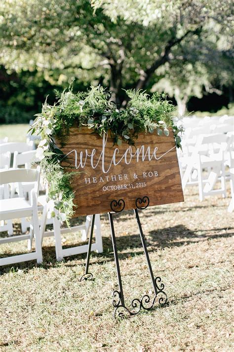 Elegant Outdoor Fall Wedding With An Apple Orchard