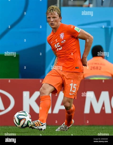 Dirk Kuyt Holland During The Fifa World Cup Group B Soccer Match