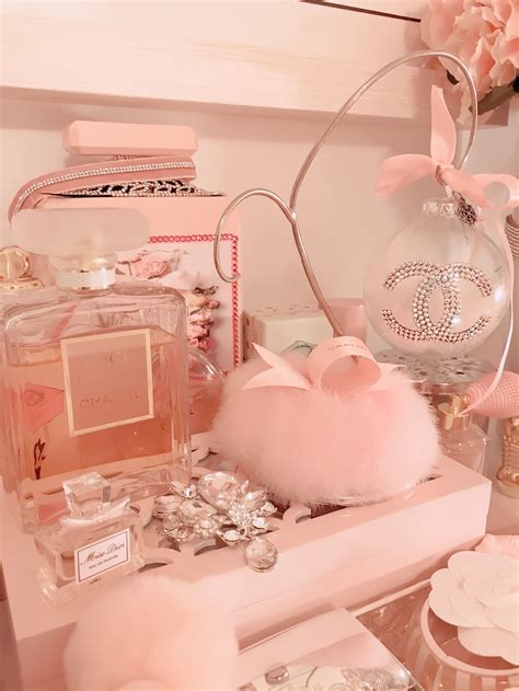 Pink Powder Puff♡chanel Dreams♡♡♡♡♡ Rose Gold Aesthetic Pastel Pink