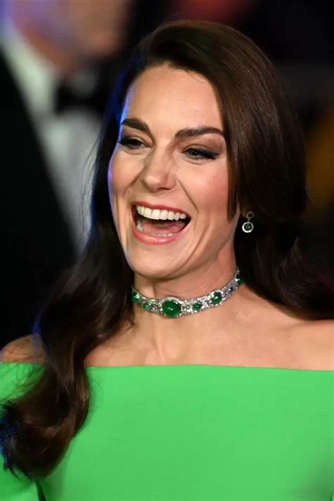 Brightly On Twitter Kate Middleton Wears Diana S Emerald Choker At