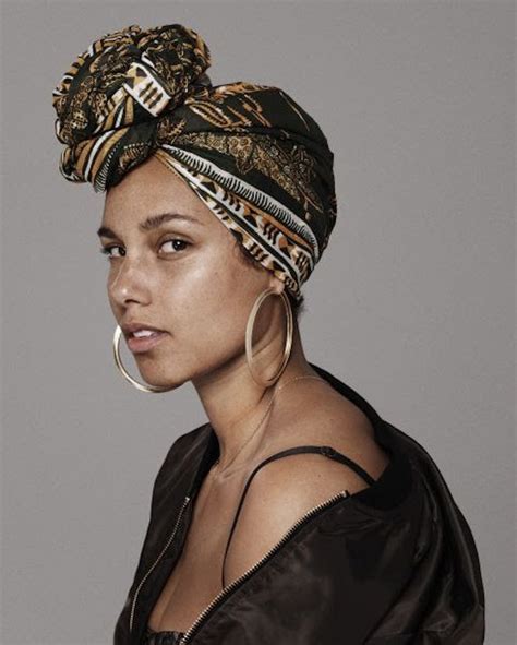 Alicia Keys Looks Unreal In This Stunning No Makeup Photo Self