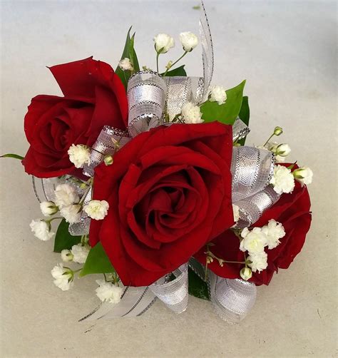 Corsage Diy Wrist Corsage Red Corsages Homecoming Flowers