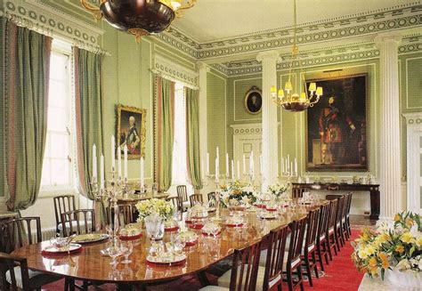 Take A Look Inside The Queens 5 Most Lavish Homes