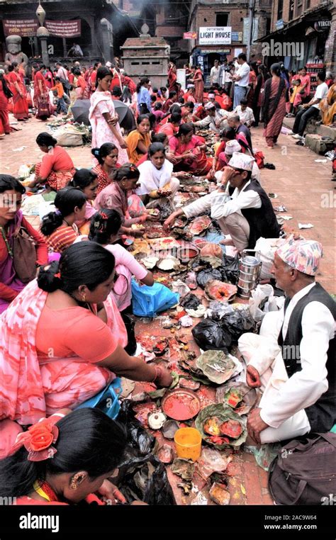 Nepal Bhaktapur Hartalika Teej The Most Important Women S Festival In The Hindu World Stock