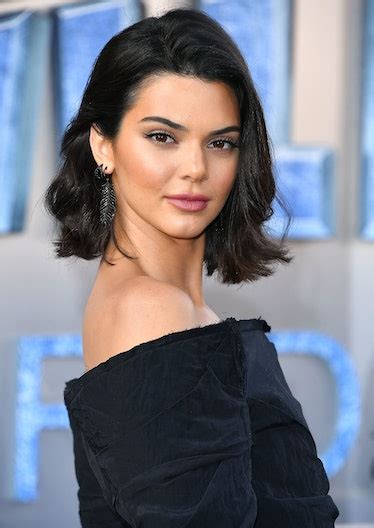 See 23 Of Kendall Jenners Best Hair And Beauty Moments