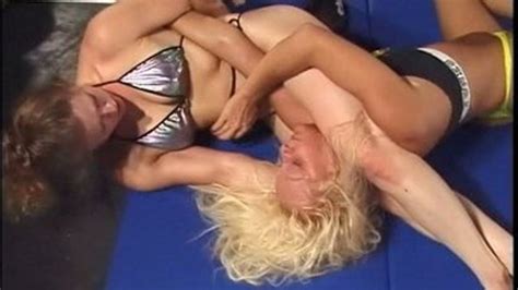 Amy Vs Tweety Clip 4 Fightbabes Competitive Clips Store Clips4sale