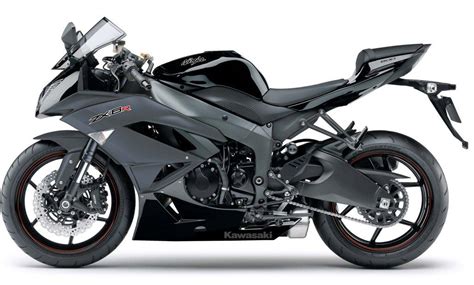 The engine is rated at 131 ps at 13,500 rpm and 71 nm of torque at 11,500 rpm. 2013 Kawasaki Ninja ZX-6R ABS Gallery 505332 | Top Speed