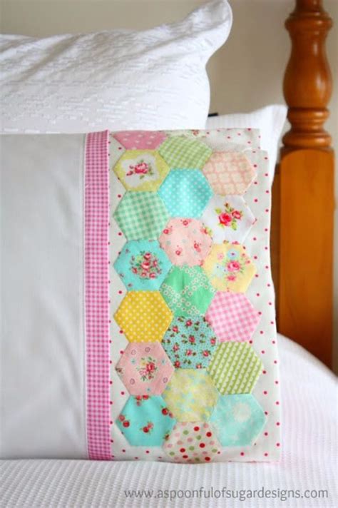 35 Diy Pillowcases To Make For Any Room Pillow Cases Diy Easy Sewing