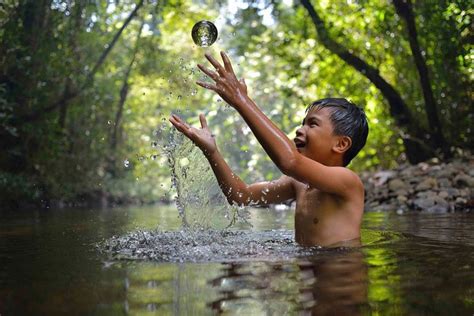 Mutakhir ini, kita sering kali dikejutkan dengan kejadian bencana alam yang melanda hampir kebanyakan negara serta telah meragut ribuan nyawa yang tidak berdosa. Hanya Dengan 27 Sen Sehari Anda Sebenarnya Membantu ...