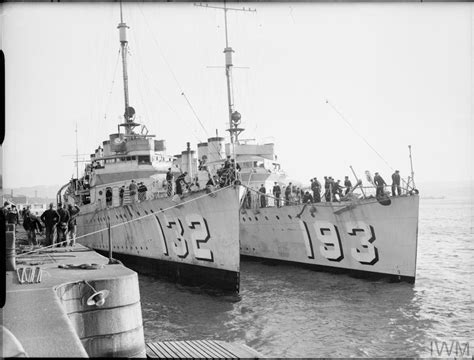 THE ARRIVAL OF THE FIRST FLOTILLA OF DESTROYERS FROM AMERICA TO THE
