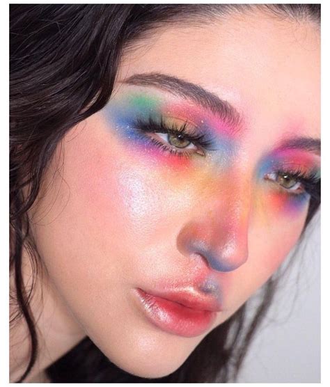 21 Abstract Makeup Looks That Are Totally Selfie Worthy Abstract