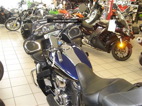 Toutes les spécifications de ce kawasaki 2013 Kawasaki Vulcan 1700 Voyager Abs Blue / Black
