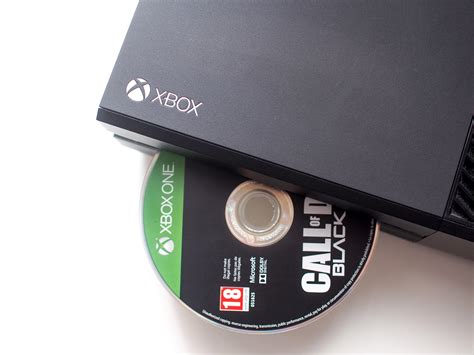 How To Extract A Stuck Disc From Your Xbox One Windows Central