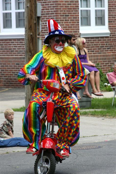 Clowning Around Clowning Around Hutchinson Parades Minnesota Style Swag Outfits