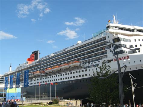 Einzelkabinen gibt es in allen kabinentypen von innenkabine bis suite. Heike Benkmann - Queen Mary 2 in der HafenCity