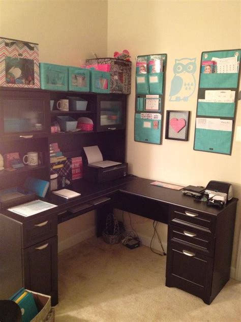 I Pinned This Because I Basically Have This Desk A