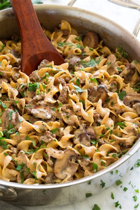 On the off chance you wind up with leftovers, they'll reheat like a dream and keep in the fridge for four days. Beef Stroganoff {Easy One Pot Recipe!} - Cooking Classy