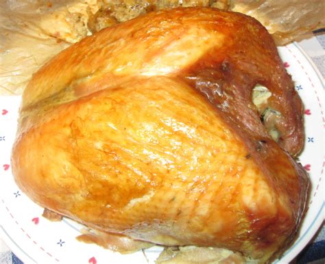Roast the turkey undisturbed for 2 to 2 1/2 hours. Roast A Bonded And Rolled Turkey / The roast rolled turkey recipe out of our category pork ...