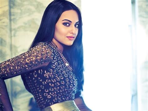 Rapid Fire With Sonakshi Sinha