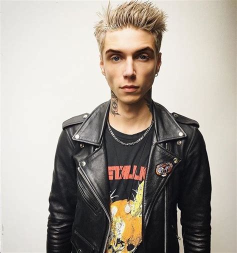 Andy biersack is a hot american singer, songwriter who was born on 26 december 1990 (birthday/date of birth/born) and is 28 years of age as in 2018 (how old is).he is 6 feet 4 inches in height (how tall is).his weight is 68 kg. I still don't know how i feel about Andy with blonde hair ...