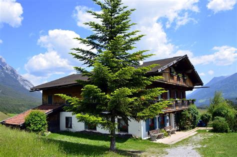 Das bergdoktorhaus kann man auch heute noch von außen besichtigen. "Bergdoktor"-Haus in Wildermieming - Telfs