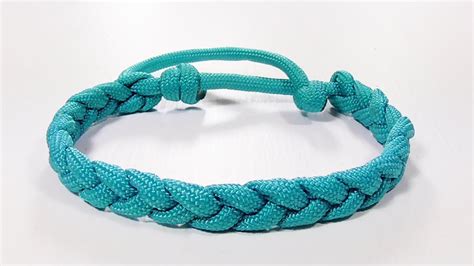 Paracord bracelet instructions how to make 2 color survival bracelets. Paracord Bracelet: 3 Strand Braid Rastaclat Bracelet Mo... | Doovi