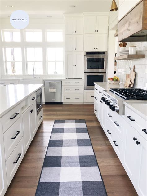Outdoor, indoor, modern, traditional, shag, vintage Buffalo Plaid Black & White Rug in 2020 | White rug, Black ...