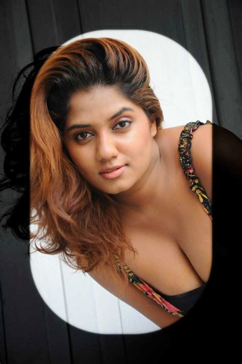 Gossip Lanka News Hot Image Manik Wijewardana Speaks About Her Love