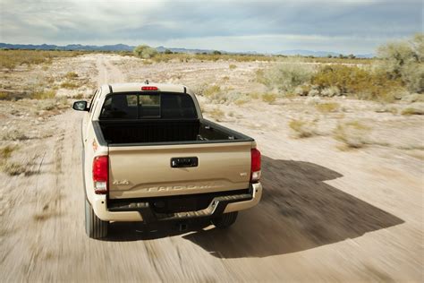 2016 Toyota Tacoma Breaks Cover At Detroit Auto Show 2016toyotatacoma