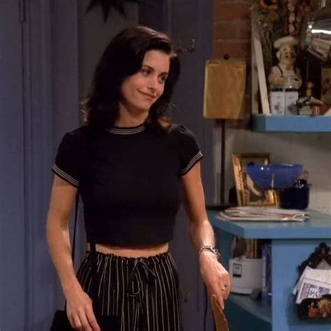 10 monica geller outfits that made us fall in love with 90s fashion monica geller 90s fashion