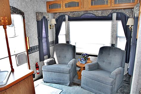 To do this, montana designs fifth wheels to provide enduring pleasure over the long haul and in every 2002 keystone montana 32 rl fifth wheel for sale by owner. 2002 Keystone Montana 2955 Fifth Wheel