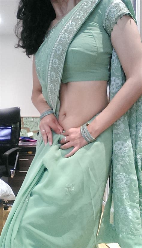 A Beginners Guide To Unwrapping A Sari ~ Hot N Sexy Actress