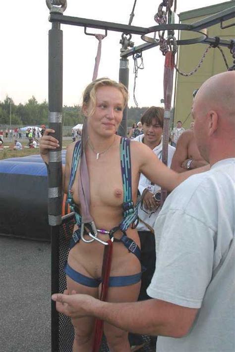 Nude Bungee Naked Girl About To Bungee Jump