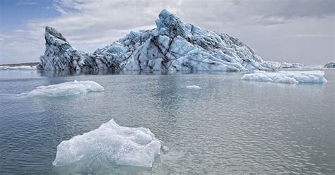 Jokulsarlon Glacier Lagoon Zodiac Boat Tour Guide To Iceland