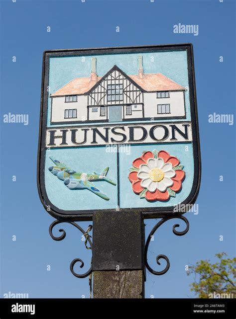 Hunsdon Hi Res Stock Photography And Images Alamy