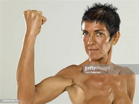 Indian Woman Muscles Bildbanksfoton Och Bilder Getty Images