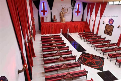 La Primera Iglesia Satanica En El Mundo Horror Amino Amino