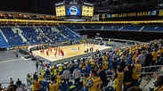Die Atmosphäre mit 700 Fans in der Mercedes-Benz Arena - ALBA Berlin