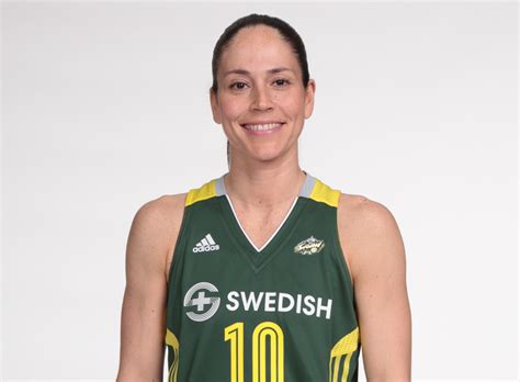 Net worth salary($350,000), income 8 body measurements: Sue Bird Wiki, Bio, Age, Boyfriend, Married, Husband ...