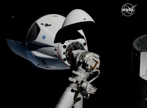 Spacexs Crew Dragon Capsule Successfully Docks To The Iss For The