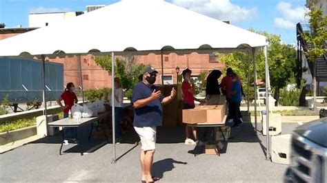 Food banks in sc are amazing organizations that are mostly run by volunteers with big hearts with one goal only, to help those in need. Food bank plans pair of giveaways Thursday in CSRA
