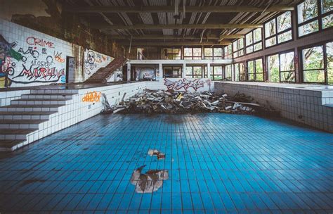 Pin By V L Welch On Creepy Swimming Pools Abandoned Places Abandoned Pool