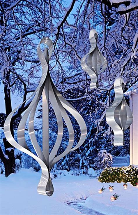 These are the best outdoor christmas decorations for any front lawn, porch, or backyard. Best Christmas Outdoor Decorations 3602 - GooDSGN