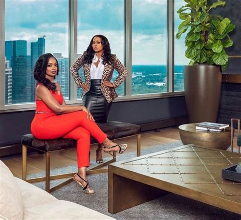The Pose Business Photoshoot Black Women Entrepreneurs Branding