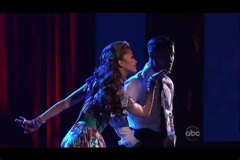 Dancing With The Stars Zendaya And Val Dance Photos