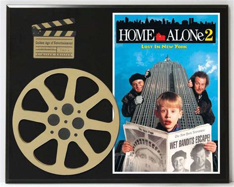 Home Alone 2 Macaulay Culkin Joe Pesci Ltd Edition Movie Reel Display