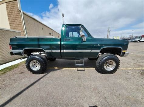 1984 Chevrolet K10 Short Box 4x4 Lifted Customized Square Body Pickup