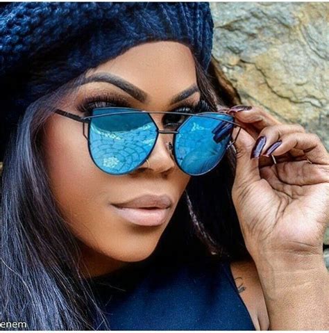 Pin By Sirius On Modeling Mirrored Sunglasses Women Mirrored Sunglasses Blue Magic