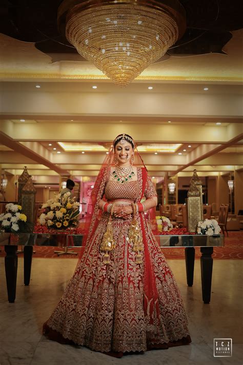 Details More Than 72 Bridal Lehenga Red And Gold Super Hot Poppy